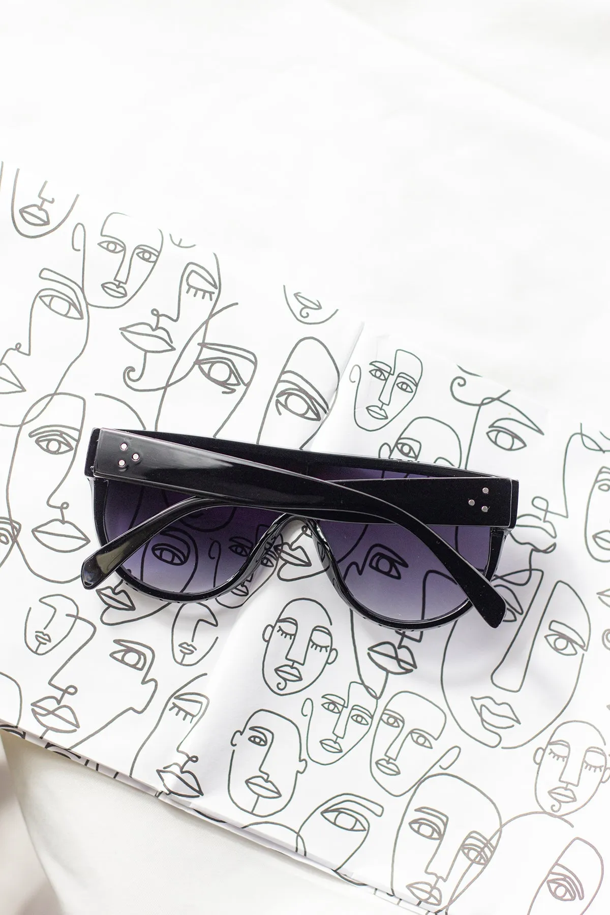 Flat Top Full Lens Sunglasses