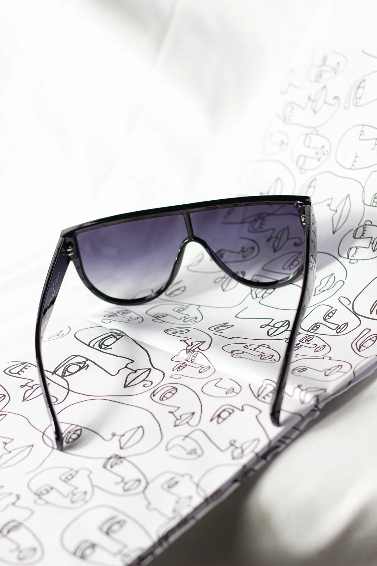 Flat Top Full Lens Sunglasses