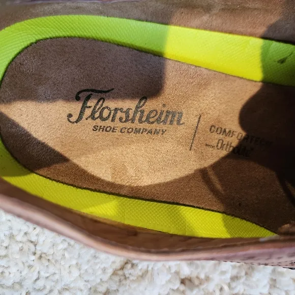 Florsheim Cognac Uptown Wingtip Oxford Comfortech Ortholite w/Criss Cross Lacing
