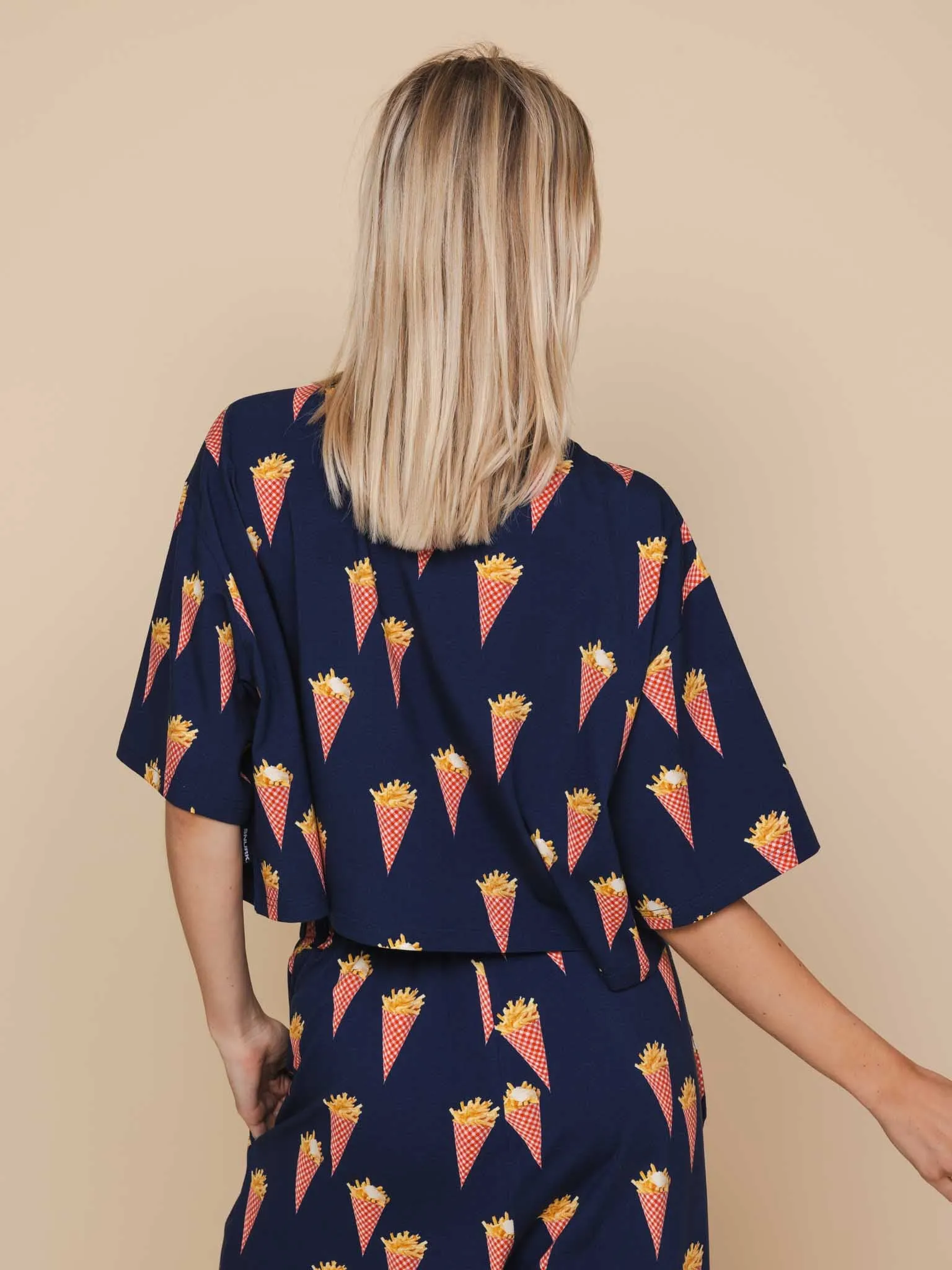 Fries Navy Cropped T-Shirt Dames
