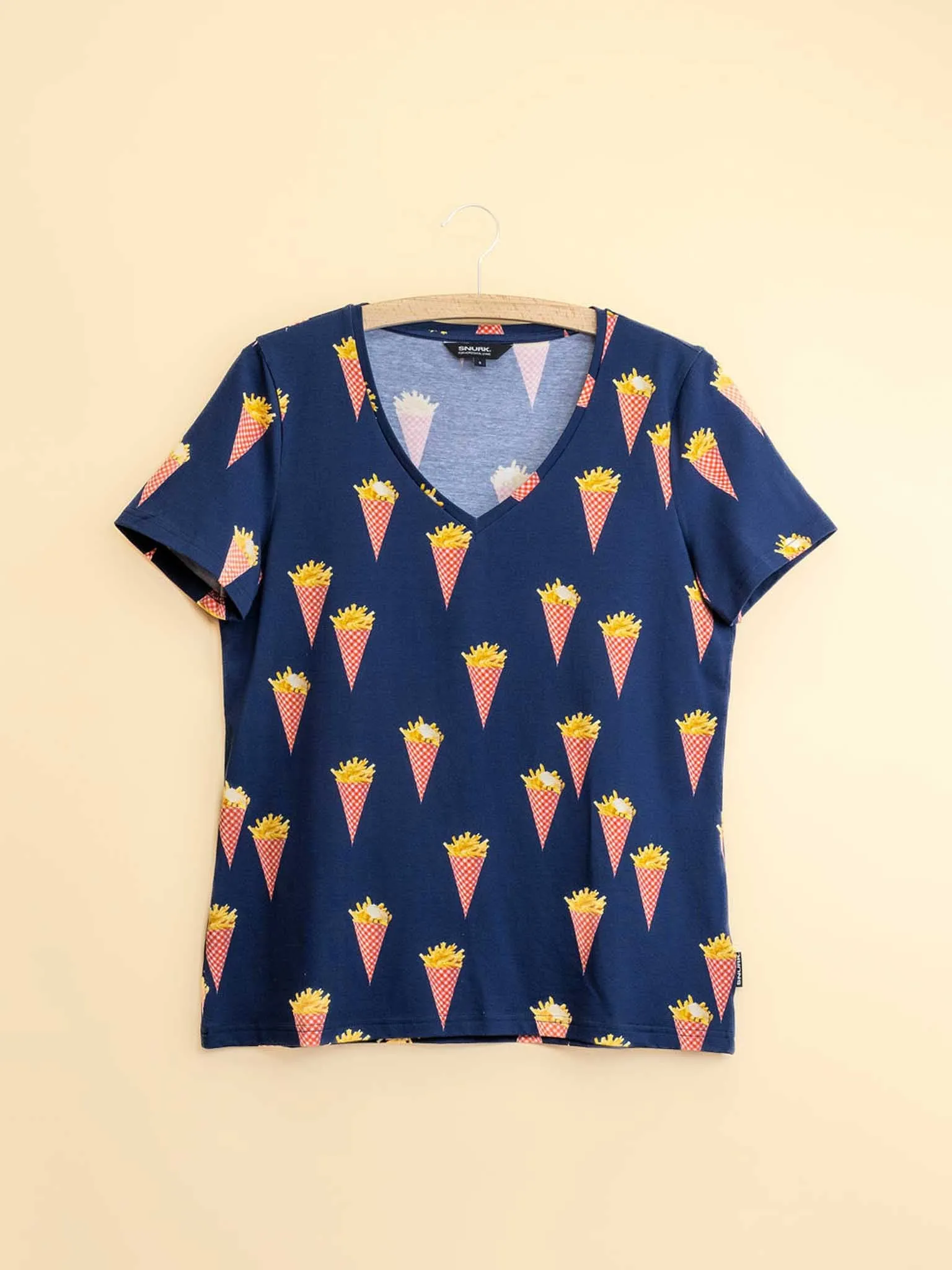 Fries Navy V-neck T-shirt en Shorts set Dames
