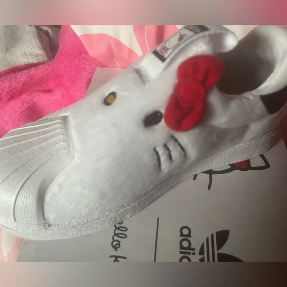 Hello Kitty 360