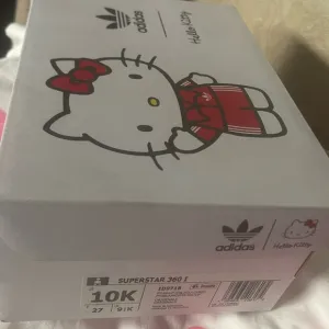 Hello Kitty 360