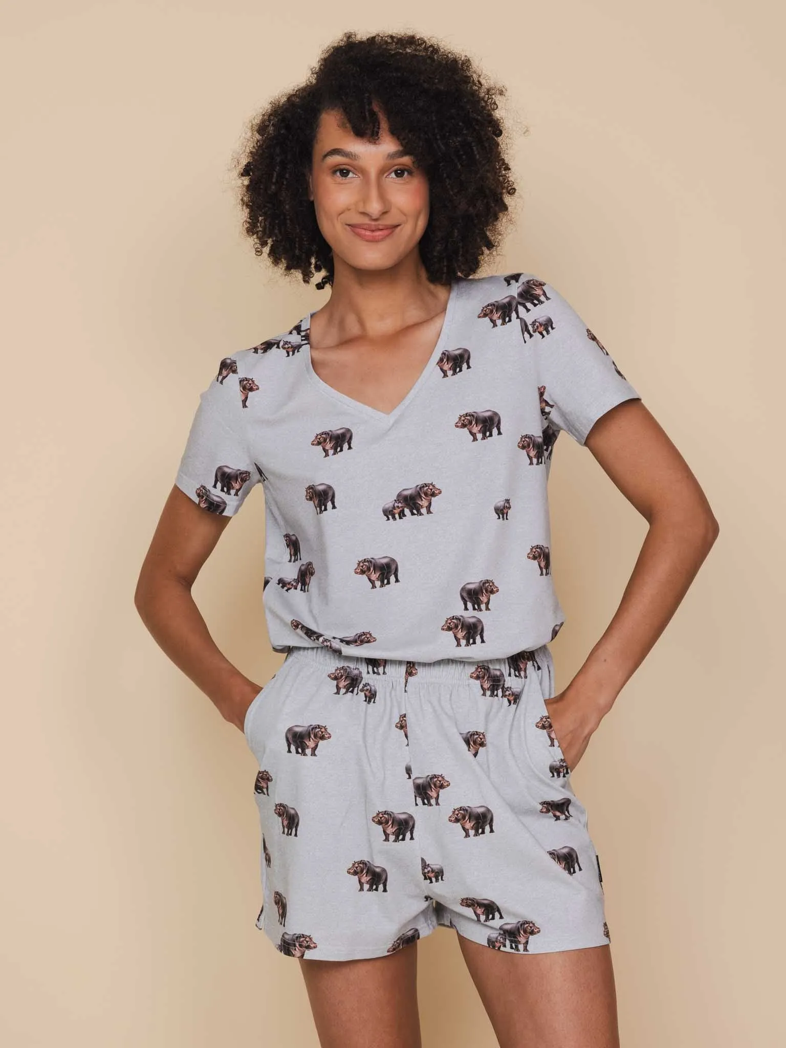 Hippos V-neck T-shirt en Shorts set Dames