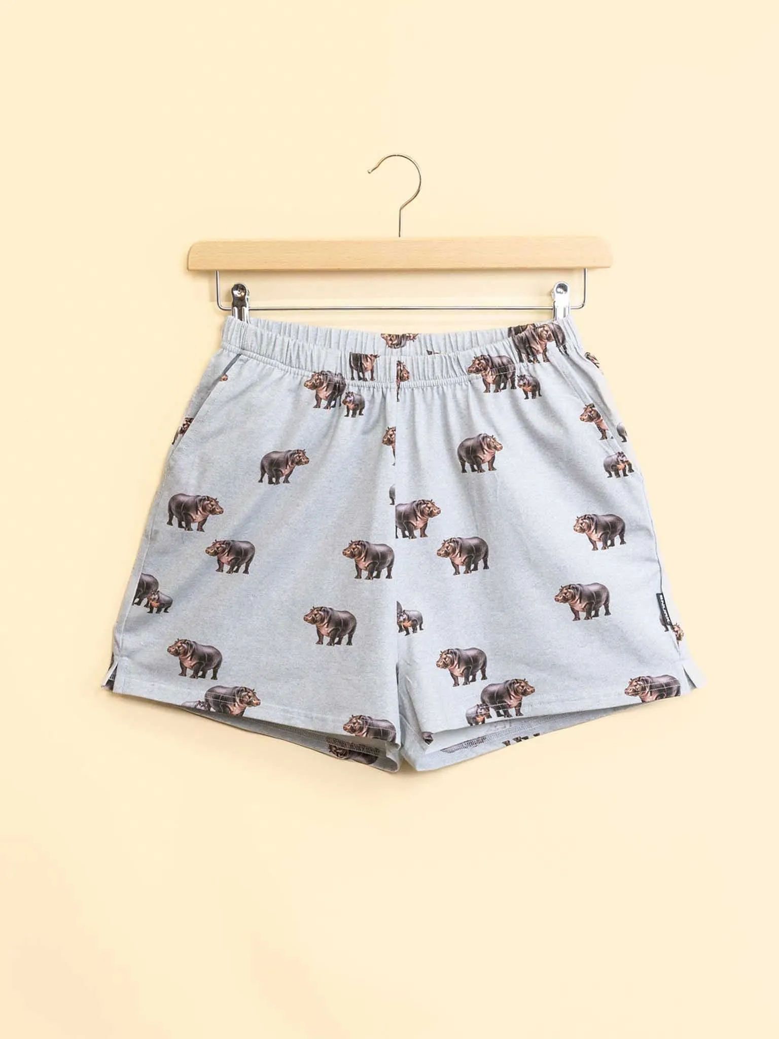 Hippos V-neck T-shirt en Shorts set Dames