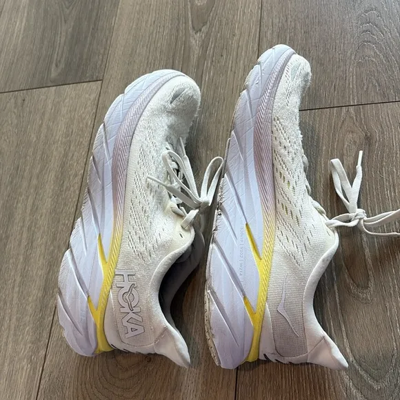 Hoka ONE ONE Clifton 8 Running Shoes Cream, Light Purple, and Yellow Size 8