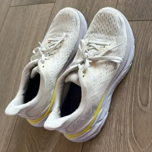 Hoka ONE ONE Clifton 8 Running Shoes Cream, Light Purple, and Yellow Size 8