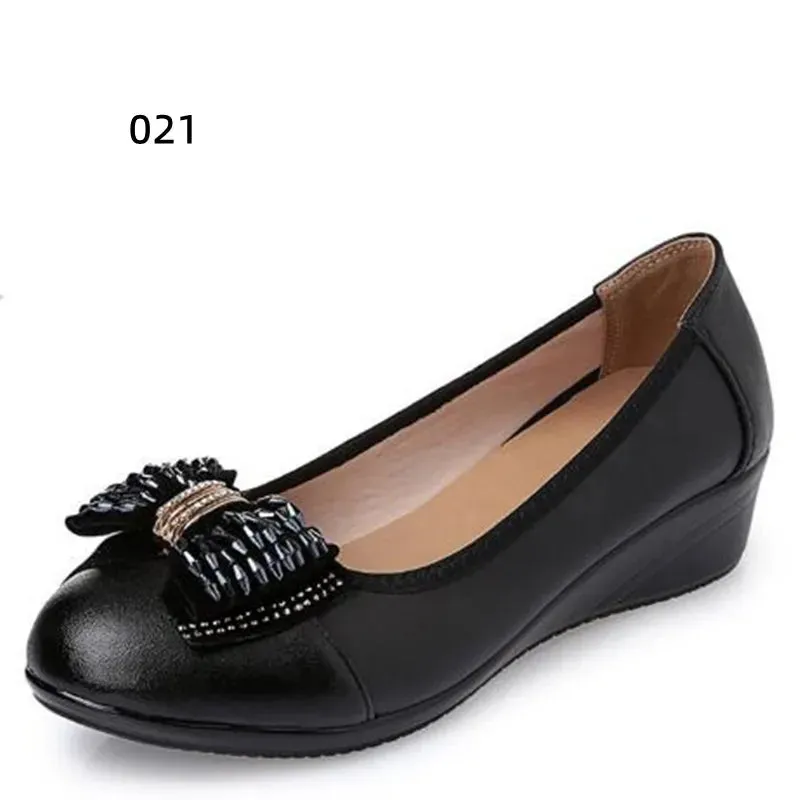 HOT 2025 New Spring Rhinestone Bow Women Fashion Shoes Single Comfortable Soft Genuine Leather Shoes Mid Heel Sandals Plus Size