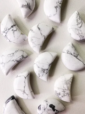 Howlite Mini Moons