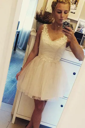 Ivory V Neck Homecoming Dress,Sleeveless Appliques Short Prom Dress, SH234
