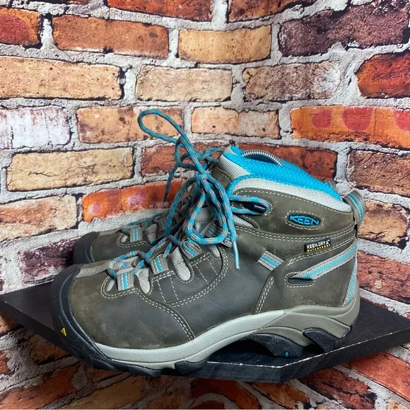 Keen utility Detroit safety toe brown blue teal boots