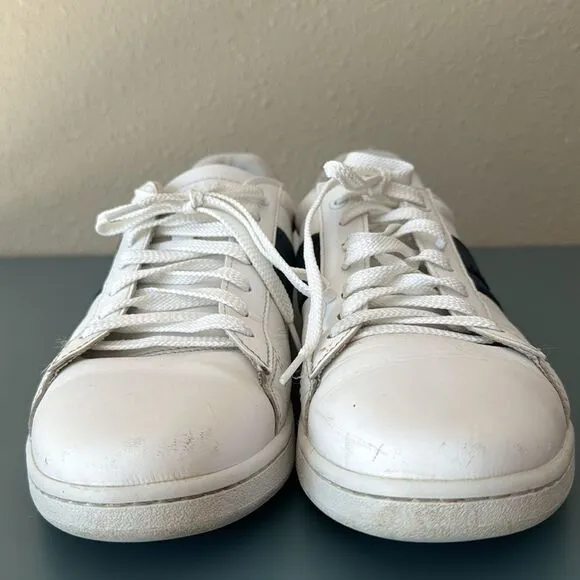 LACOSTE CARNABY EVO PIGMENTED LEATHER SNEAKERS