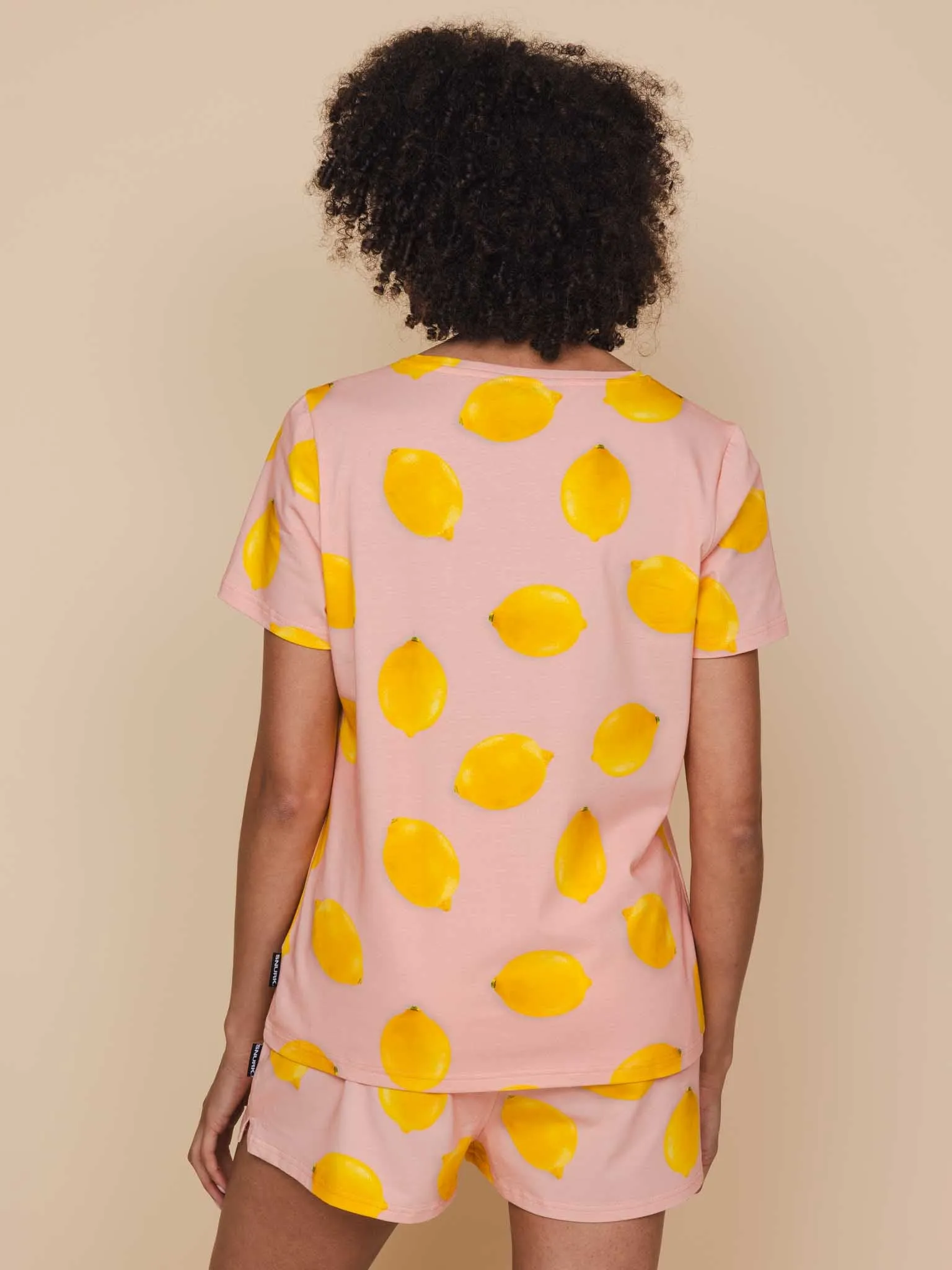 Lemon V-neck T-shirt en Shorts set Dames