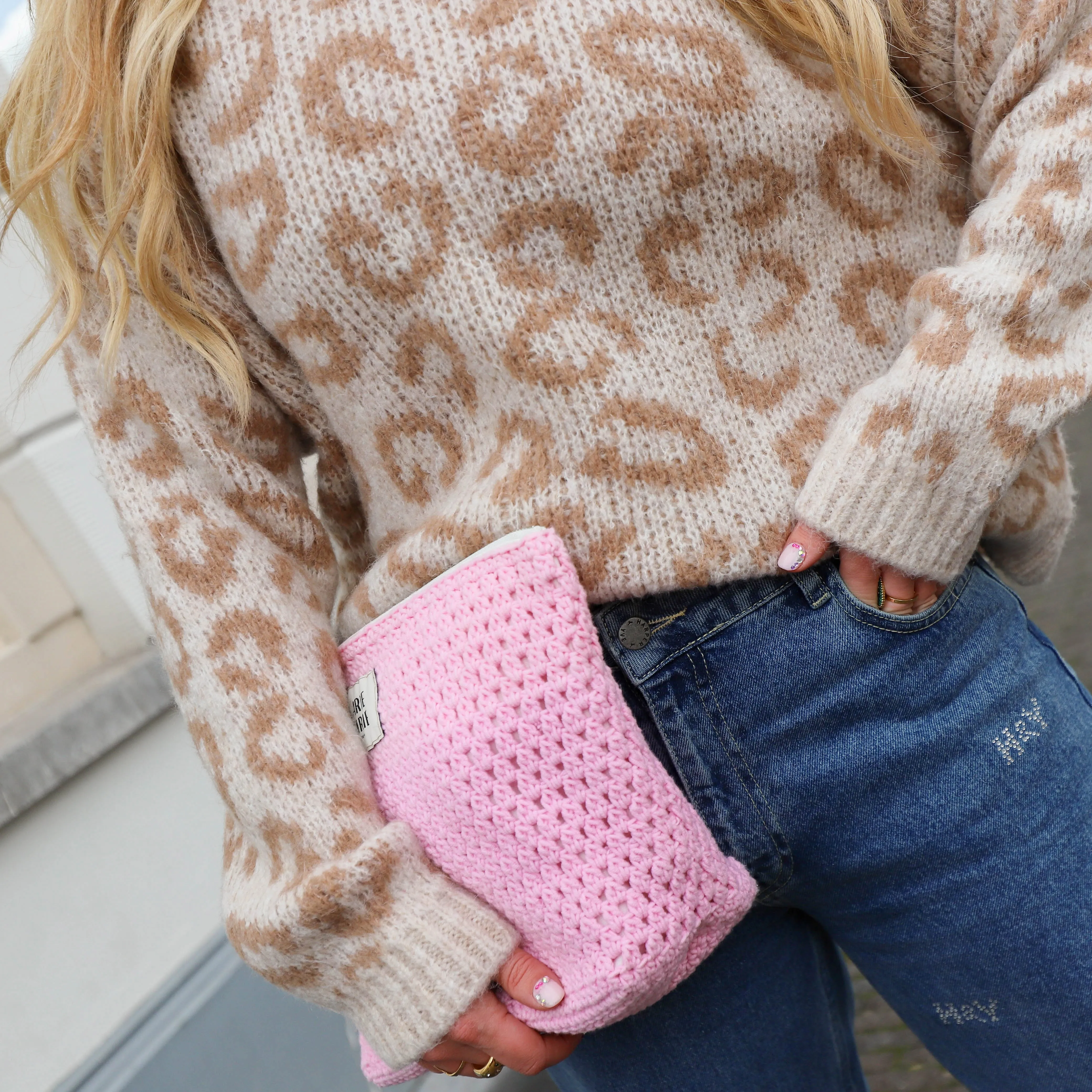Leopard knit sand