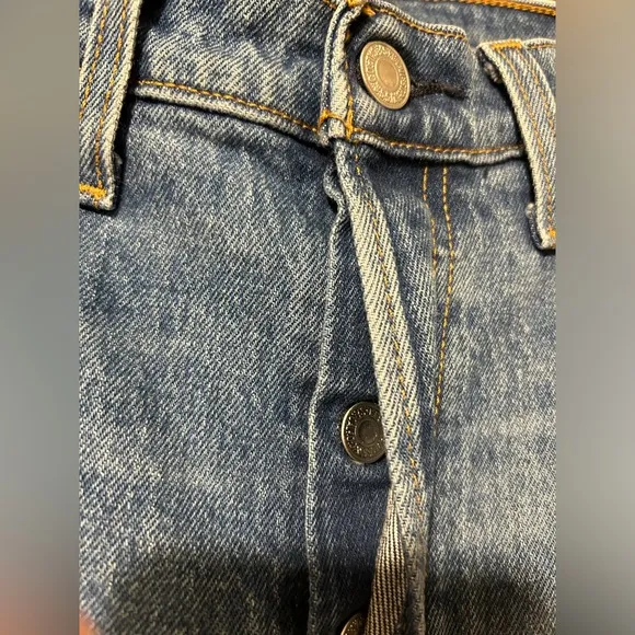 Levi's Premium Wedgie Straight Jeans size 29