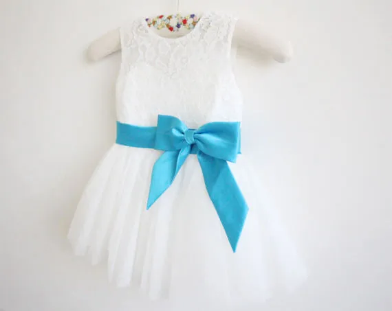 Light Ivory Blue Ribbon Lace Tulle Flower Girl Dresses With Blue Sash/Bows OK209