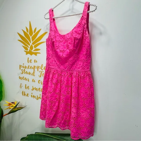LILLY PULITZER Calhoun Pink Lace Eyelet Sleeveless Dress Size 4