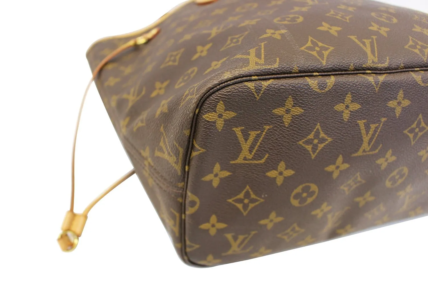 LOUIS VUITTON Monogram Neverfull MM Shoulder Bag