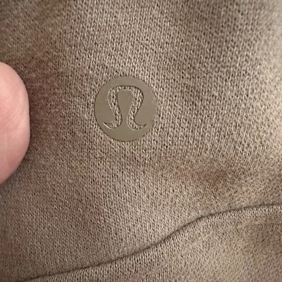 Lululemon scuba shorts NWT