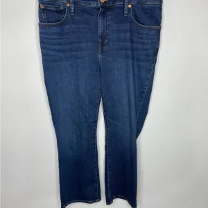 Madewell Mid-Rise Kick Out Jeans Size 31