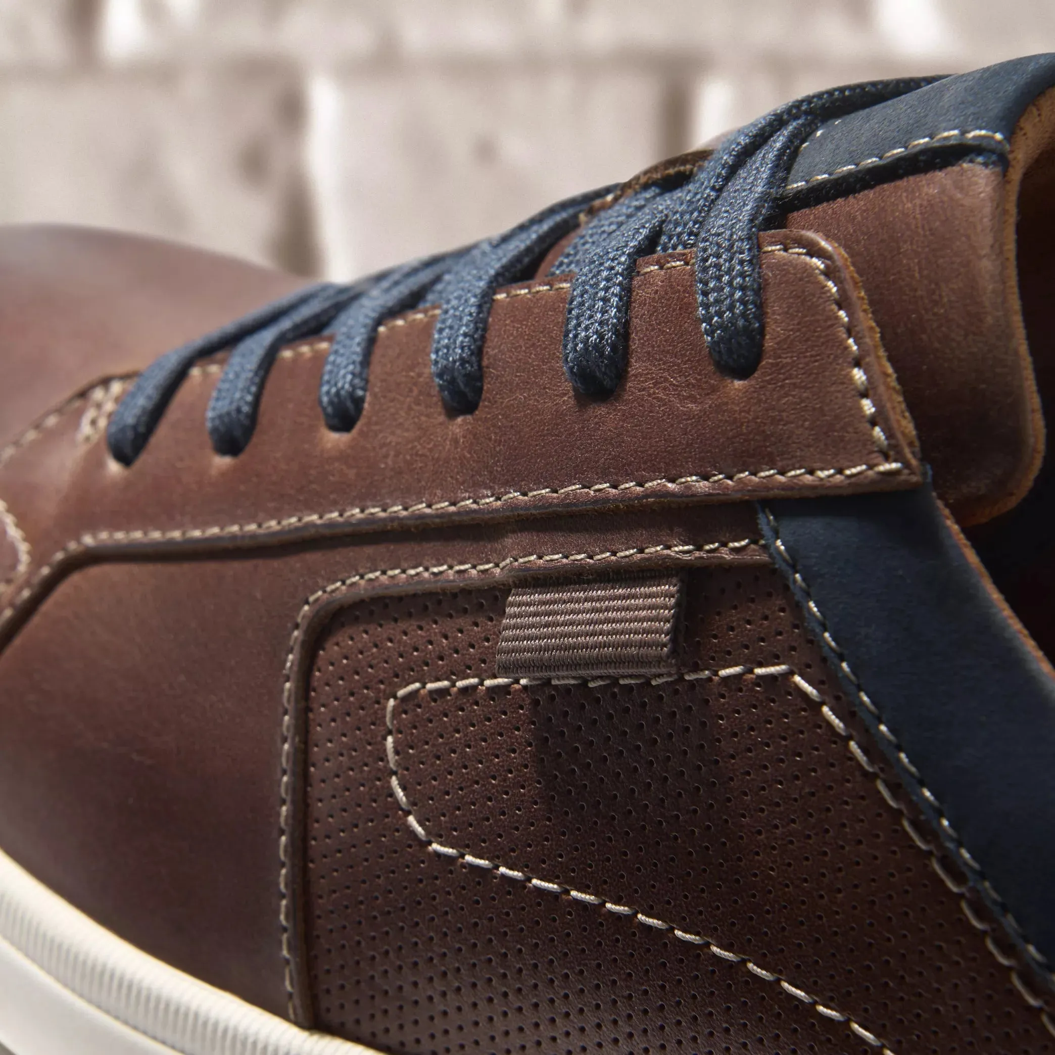 MAPSTONE LACE - MAHOGANY LEATHER - 26176886