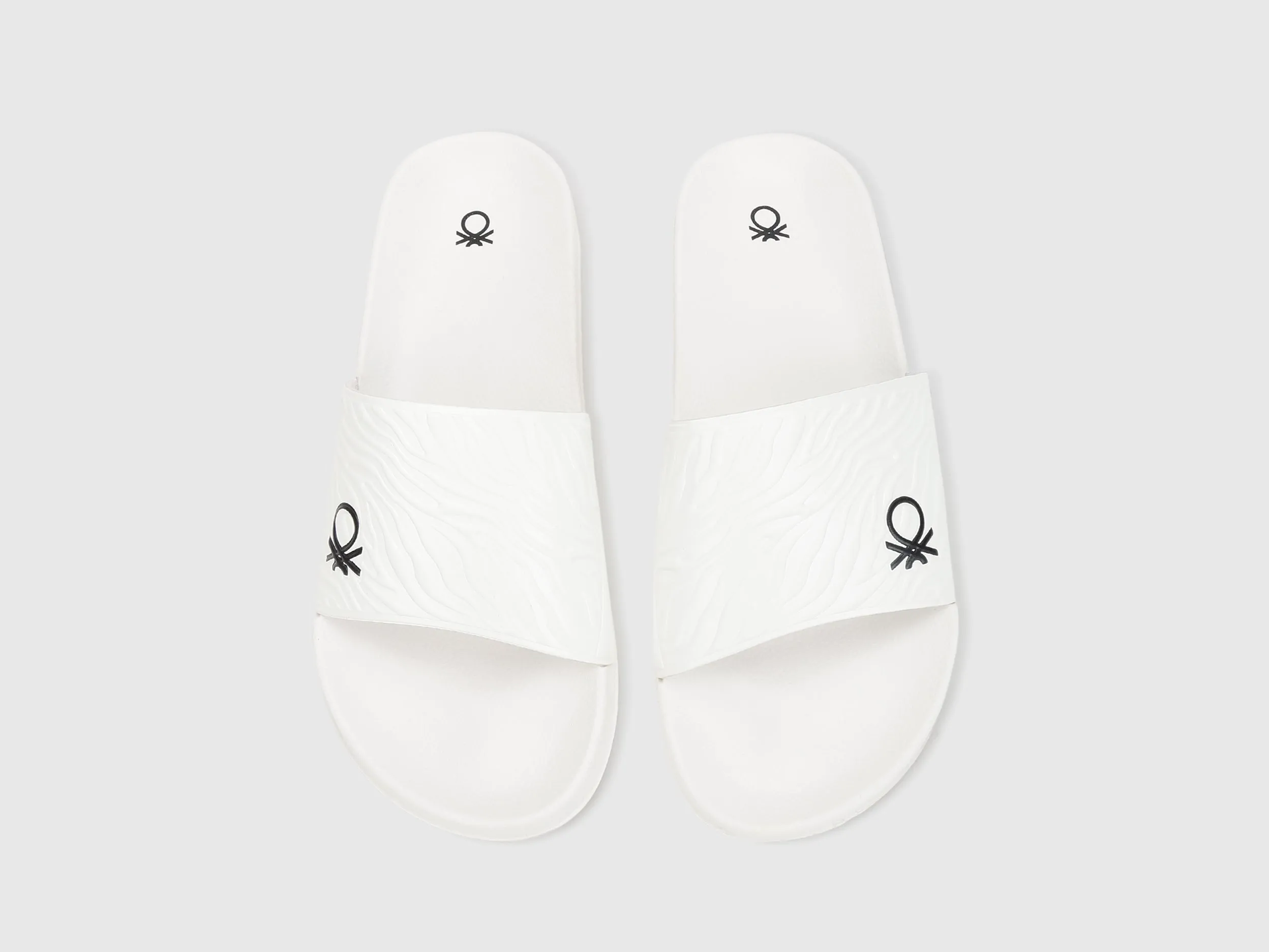 Men Self Design Slip-On Sliders