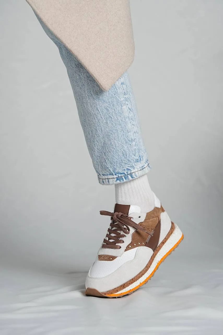 Men's Beige Brown Leather Runners