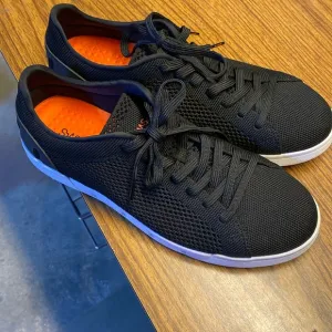 Men’s NWOB SWIMS SNEAKERS SHOES CASUAL LIGHTWEIGHT TENNIS KNIT SZ 8.5