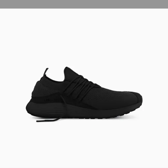 Men's Trainer AD 1 Carbon Black NWB
