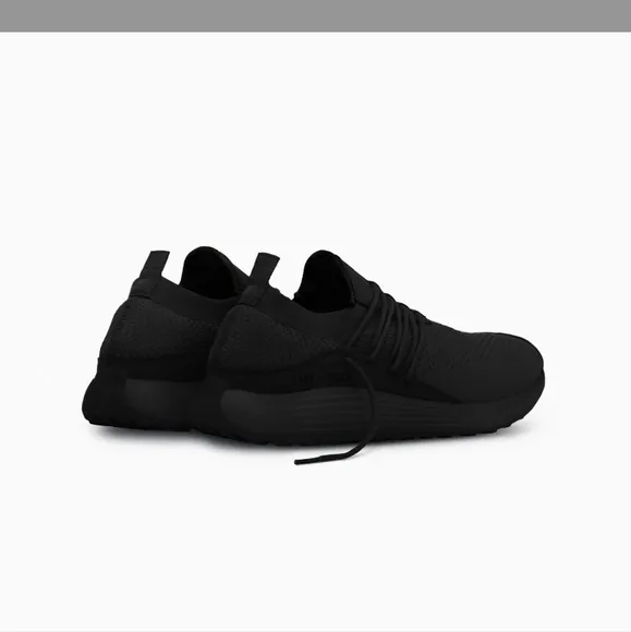 Men's Trainer AD 1 Carbon Black NWB