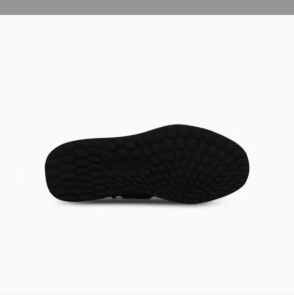 Men's Trainer AD 1 Carbon Black NWB