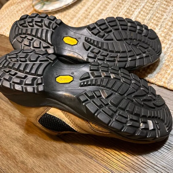 Merrell Ventilator Low Hiking Trail Shoes Vibram Soles Mens Size 7.5