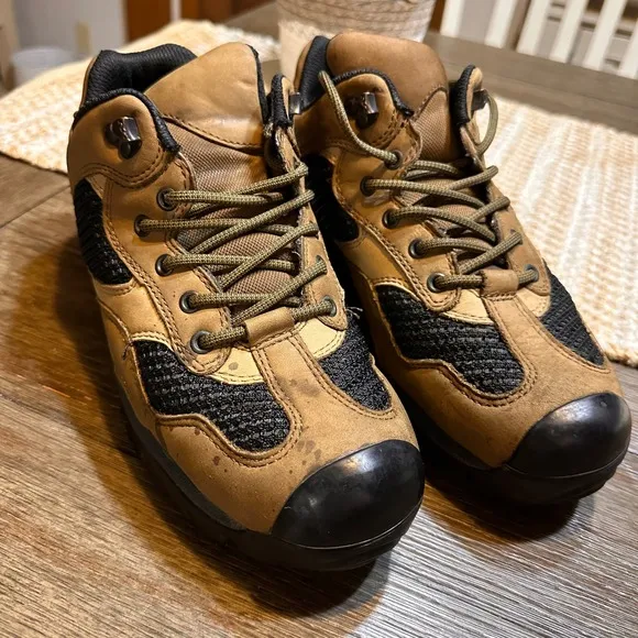 Merrell Ventilator Low Hiking Trail Shoes Vibram Soles Mens Size 7.5