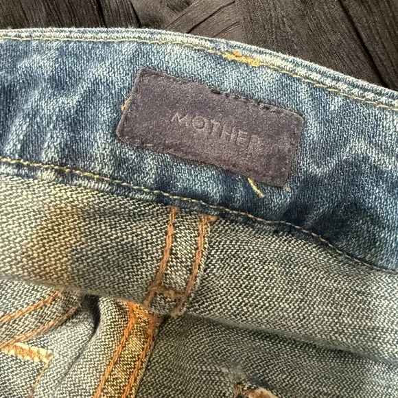 MOTHER High Waisted Looker “What I Had Before I Had You” Jeans - Size 27