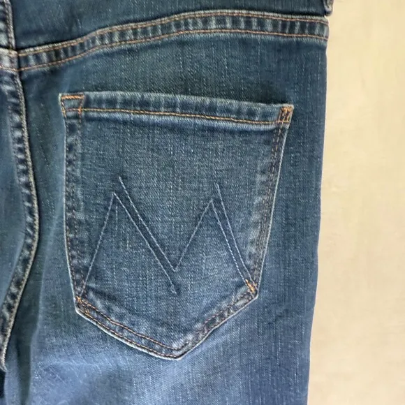 MOTHER High Waisted Looker “What I Had Before I Had You” Jeans - Size 27