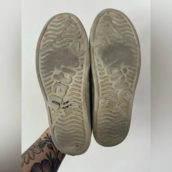 Native Shoes JEFFERSON SLIP-ONS IN WHITE Mens 7/Womens 9