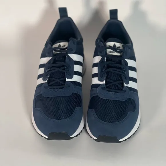 New ADIDAS Zx 700 Hd Mens Shoes