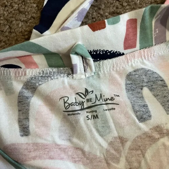 New Baby be mine pastel neutral rainbows maternity robe Size Small Medium