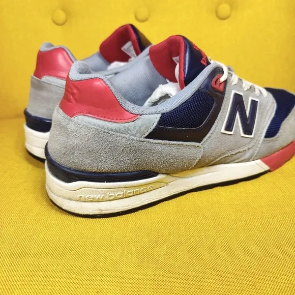New Balance  597 V1 Gray Red Navy Lace Up Sneakers Casual Men's Shoes Size 10