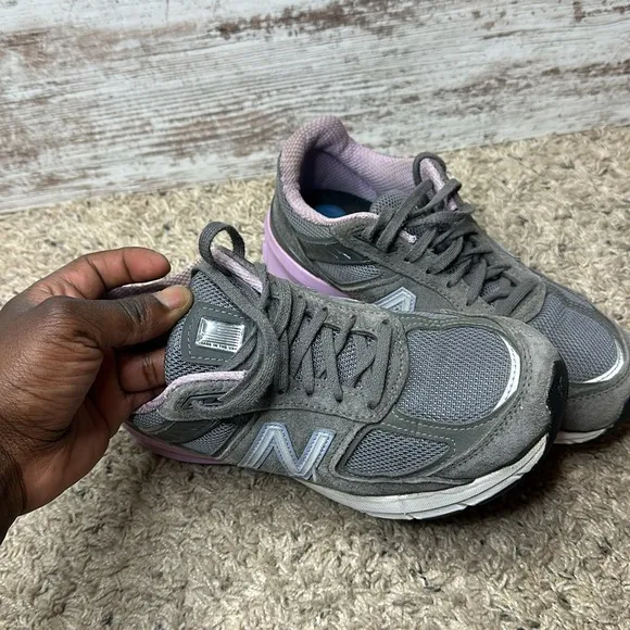 New Balance Women’s 990v5 in a Lead Dark Violet Glo Color; Size 7.5M