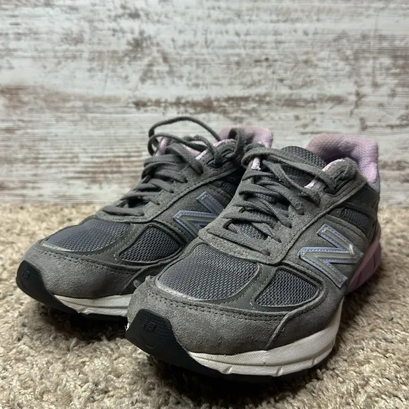New Balance Women’s 990v5 in a Lead Dark Violet Glo Color; Size 7.5M