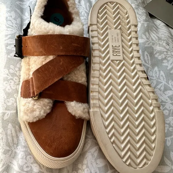 NEW! FRYE GIA MOTO LOW SHEARLING SNEAKERS