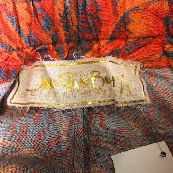 NEW Jens pirate booty garden party renzo shorties Oolong Orange and Gray size M