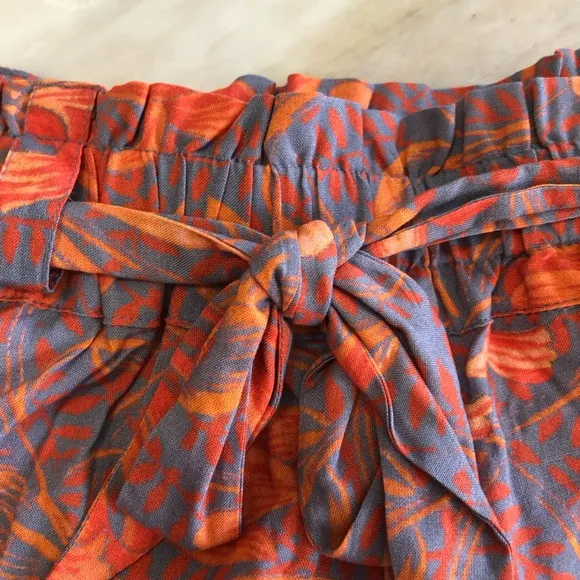 NEW Jens pirate booty garden party renzo shorties Oolong Orange and Gray size M