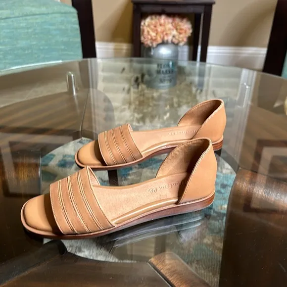 NEW! Madewell Brindle d'Orsay Flat  in tan color size 5