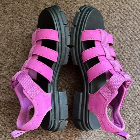 New UGG Ashton Multistrap Chunky Sandals Girls Size 4 (Youth) in Pink