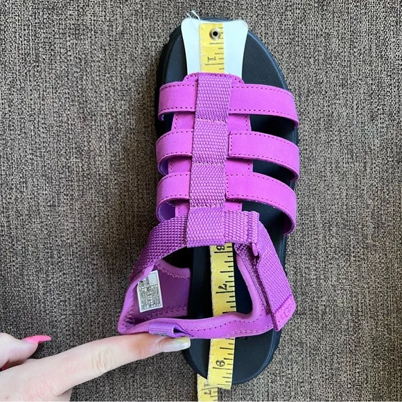 New UGG Ashton Multistrap Chunky Sandals Girls Size 4 (Youth) in Pink