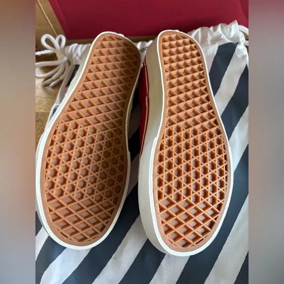 NEW Vans Customs Racing Red Slip-On Men’s 4.5, Women’s 6 Wide