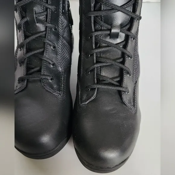 NIB S.W.A.T. Men's Size 13 Wide Safety Waterproof Boots