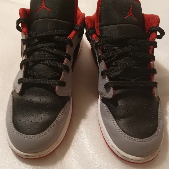 Nike Air Jordan 1 Low shoes
